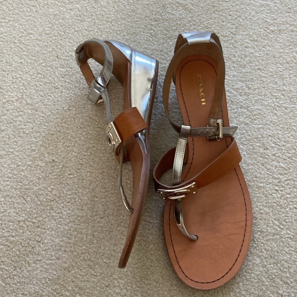 Coach Summer sandals new in the box Size 9 - Picture 3 of 5